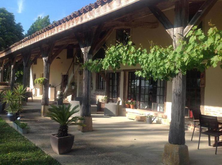 Domaine Des Granges Neuves Hotel Confrancon ภายนอก รูปภาพ