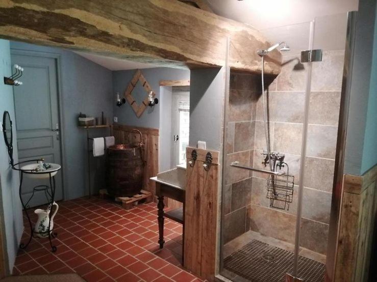 Domaine Des Granges Neuves Hotel Confrancon ภายนอก รูปภาพ
